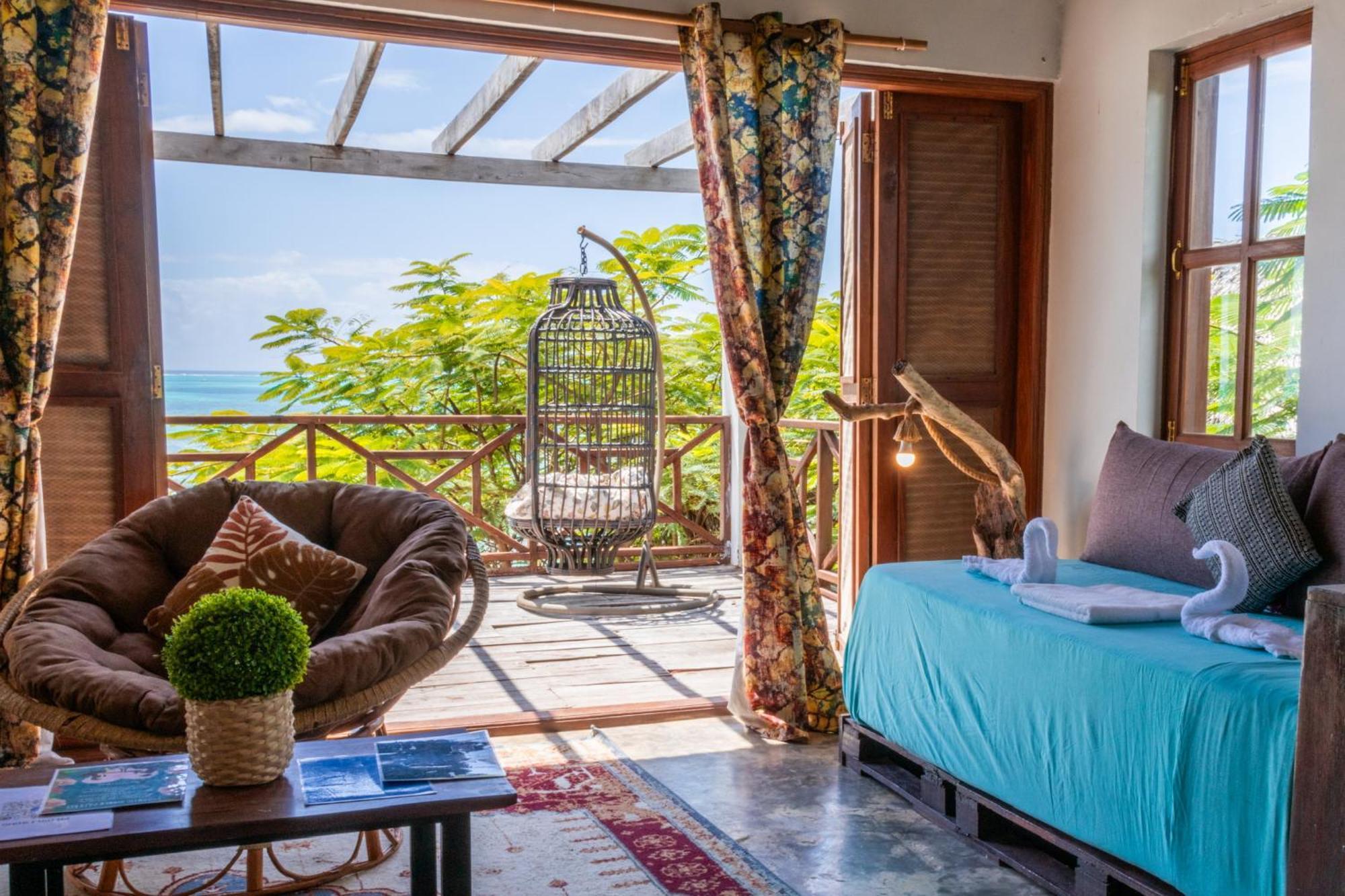 Pili Pili Boho Beach Джамбиани Экстерьер фото